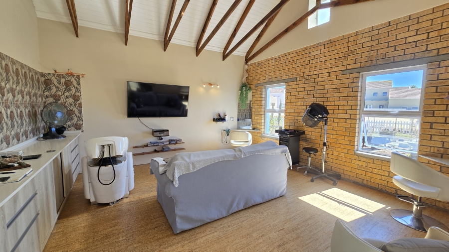 To Let 2 Bedroom Property for Rent in Port Owen Western Cape